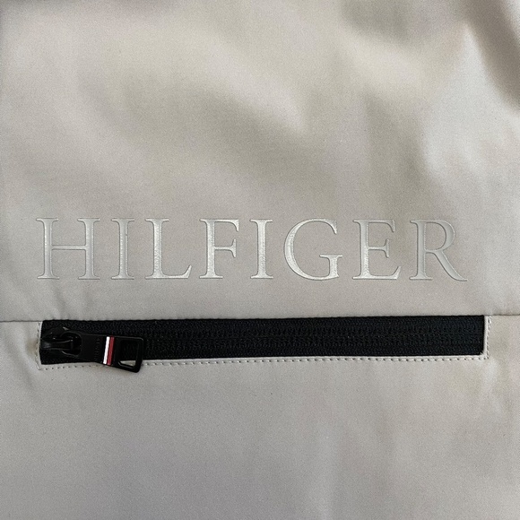 Tommy Hilfiger Men's Performance Jacket, Gray, XL, NWT - Picture 11 of 16